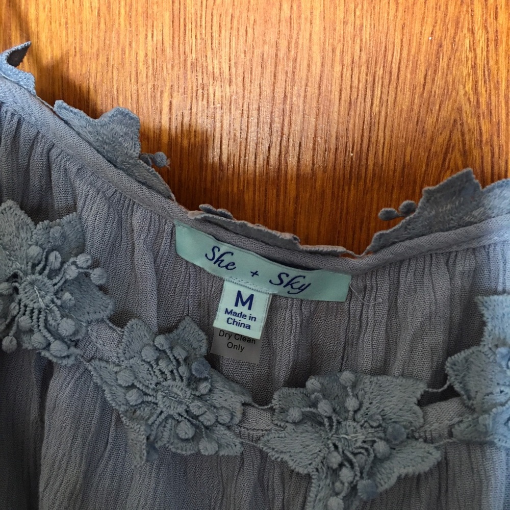 Blue blouse - Picture 2 of 2